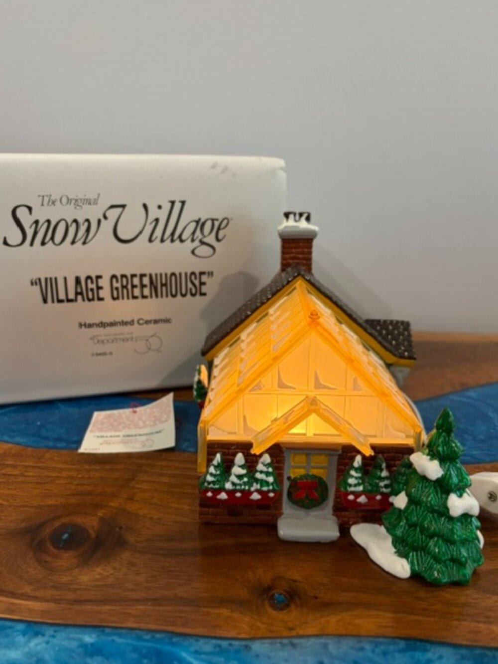 Dept 56 Village Greenhouse #5402-0 Original Snow Village with Box